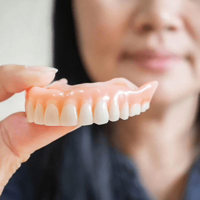 DENTIST WHO DOES DENTURES IN BOCA RATON FLORIDA